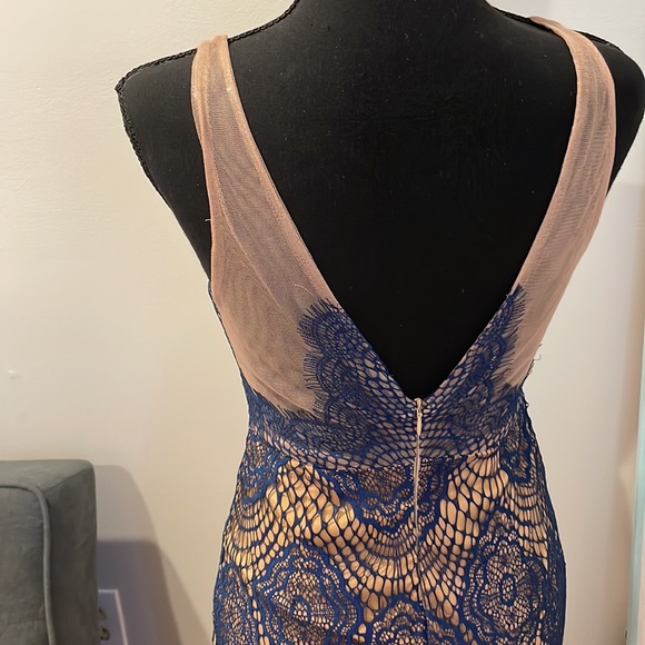 Blue lace dress size small prom homecoming - Picture 4 of 4